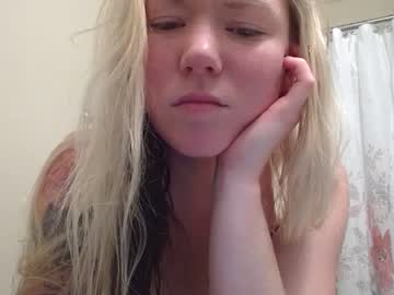 girl Free Sex Cams with inkedmaskedgirl